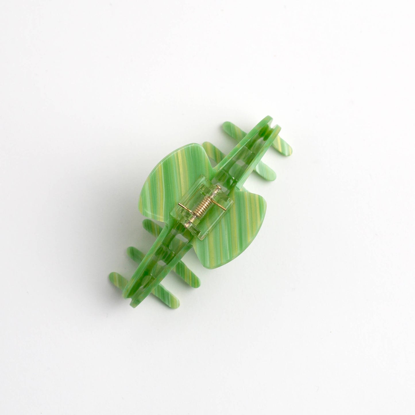 THOC Lemi Claw Clip in Sweet Matcha colour with claws facing down, on a white background