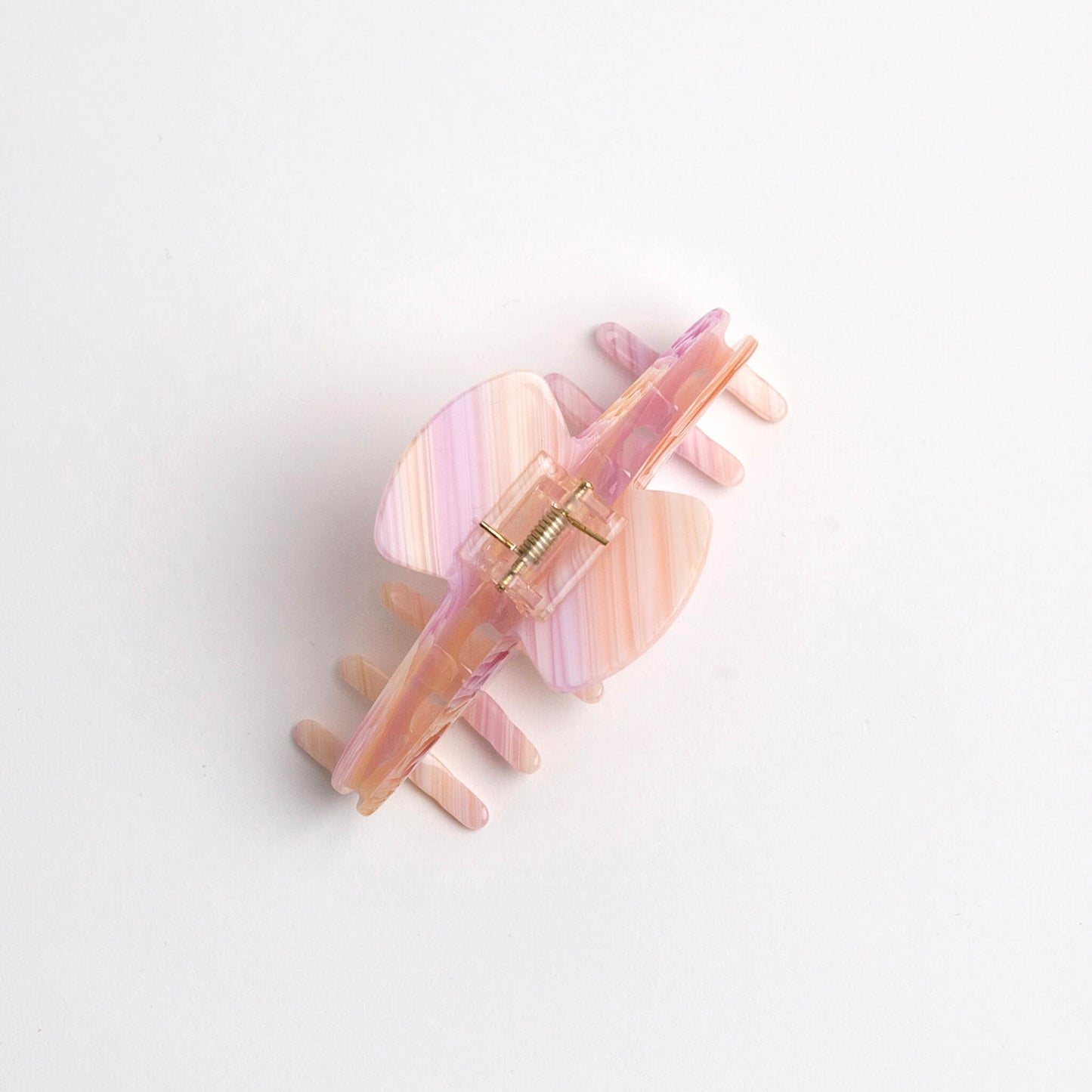 THOC Lemi Claw Clip in Pink Crush colour with claws facing down, on a white background