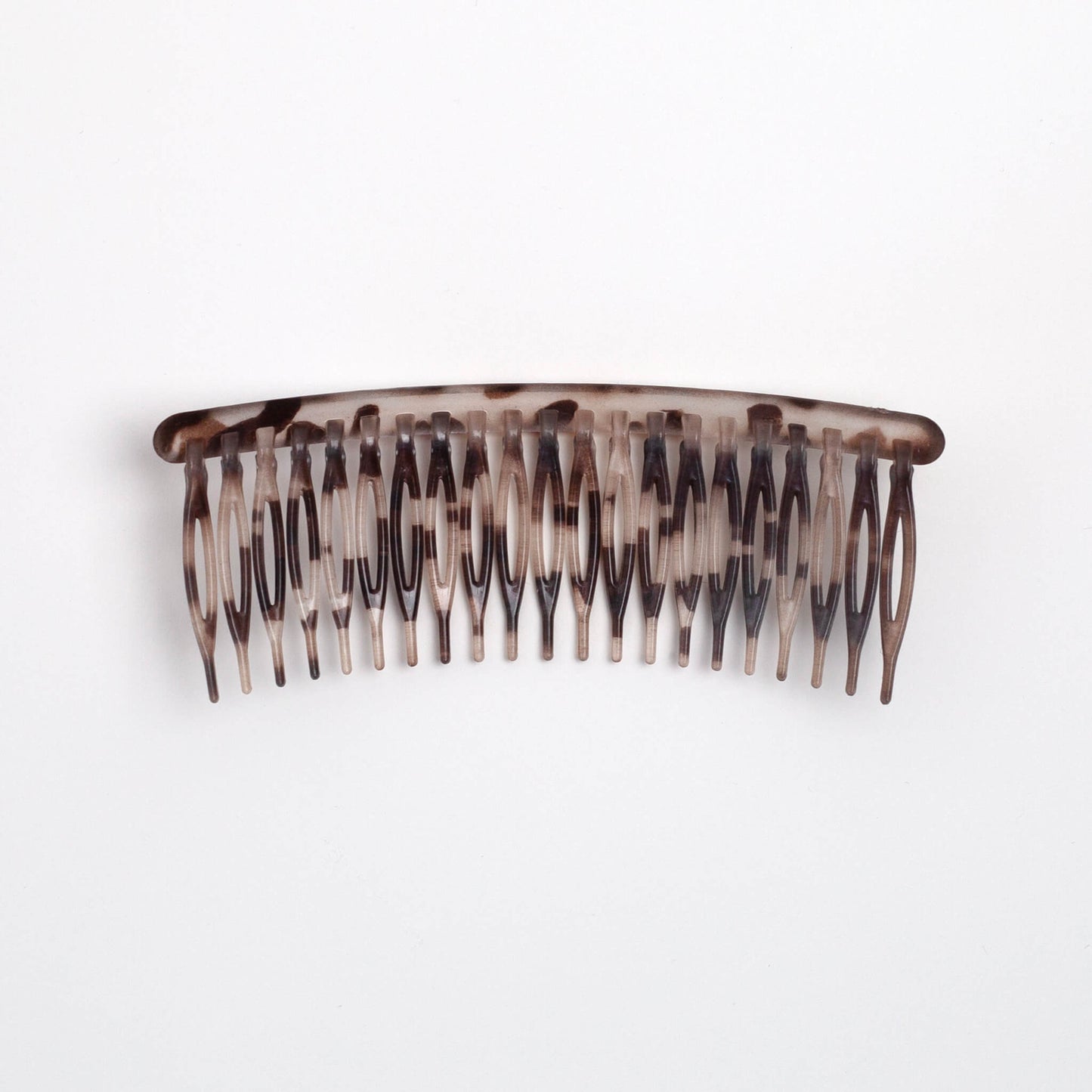 THOC Eloise French comb, wide, shown from the reverse side in light tortoiseshell