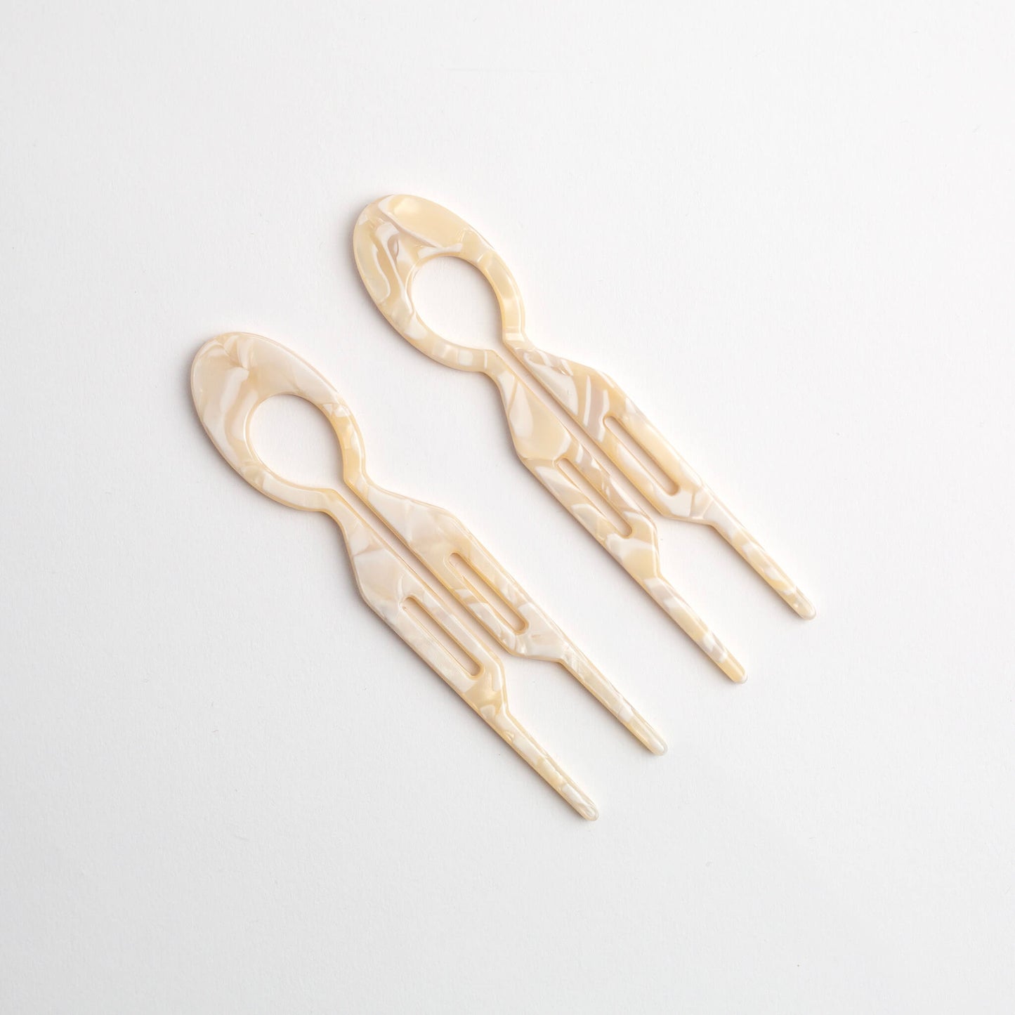 Two THOC Camille Hair Pin Vanilla Cream on a white background